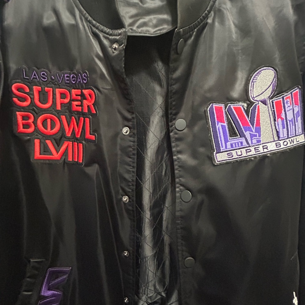 NFL Super Bowl 58 LVIII Las Vegas Bomber Satin Jacket Size Medium Black & Purple - Picture 9 of 9